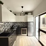 度假居 Casa Algarvia Townhouse Patio & Rooftop 波尔蒂芒