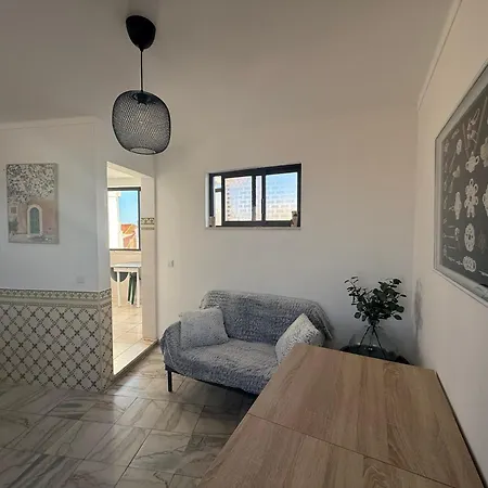Dom wakacyjny Casa Algarvia Townhouse Patio & Rooftop