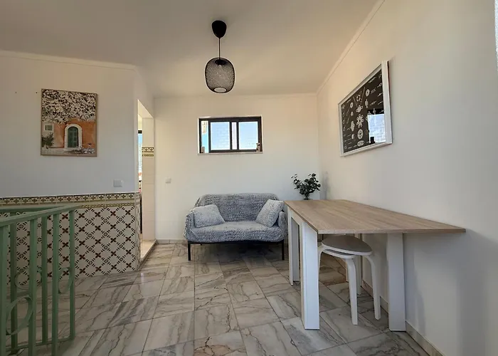 Дом отдыха Casa Algarvia Townhouse Patio & Rooftop *