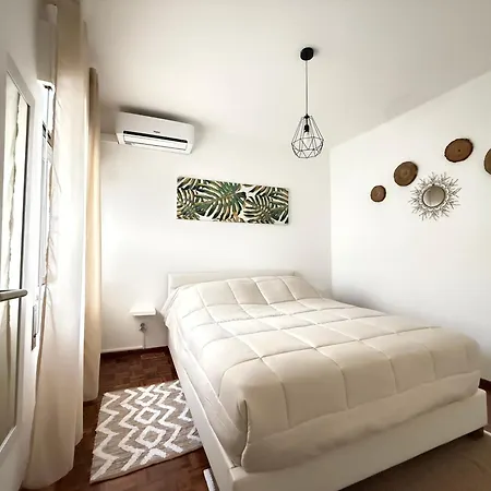 Casa Algarvia Townhouse Patio & Rooftop Portimão