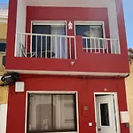Hébergement de vacances Casa Algarvia Townhouse Patio & Rooftop *