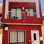 Casa Algarvia Townhouse Patio & Rooftop Hébergement de vacances