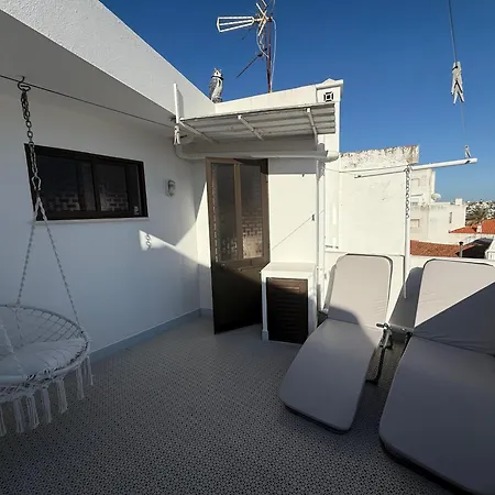Hébergement de vacances Casa Algarvia Townhouse Patio & Rooftop